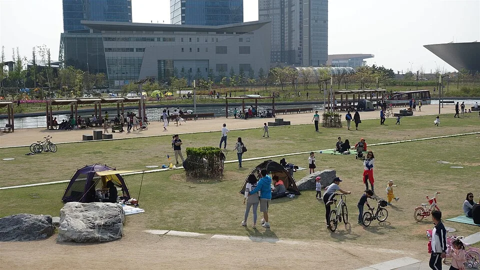 송도센트럴파크의 잔디광장